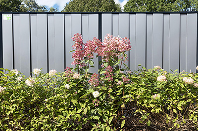 Lärmschutz Garten – Zaun mit Brettstruktur Silber