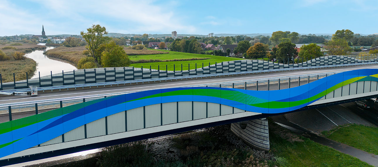 Schütte Aluminium Lärmschutz Autobahnbrücke Buxtehude